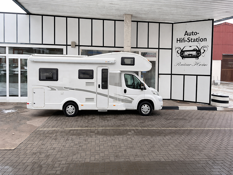 Camper / Wohnwagen - & Mobile